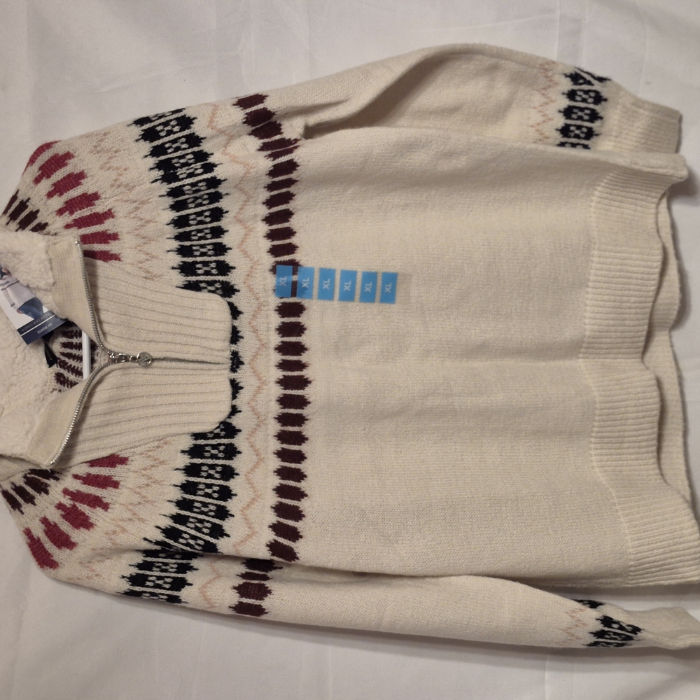 Adrienne Vittadini Cream and Black Crew Neck Sweater